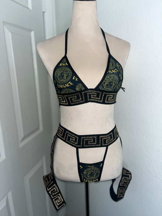 Gold trip set