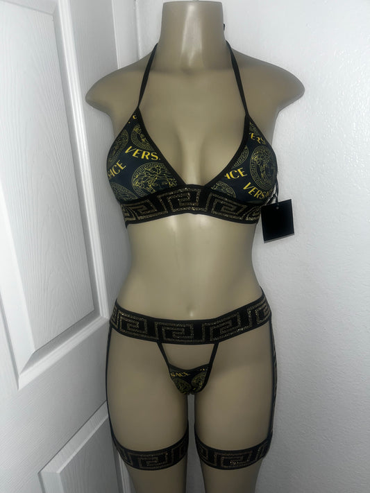 Gold trip set